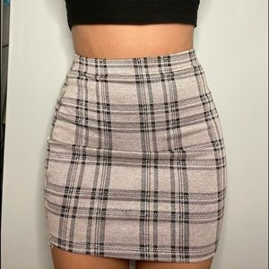 skirt plaid - size small - like new without tags